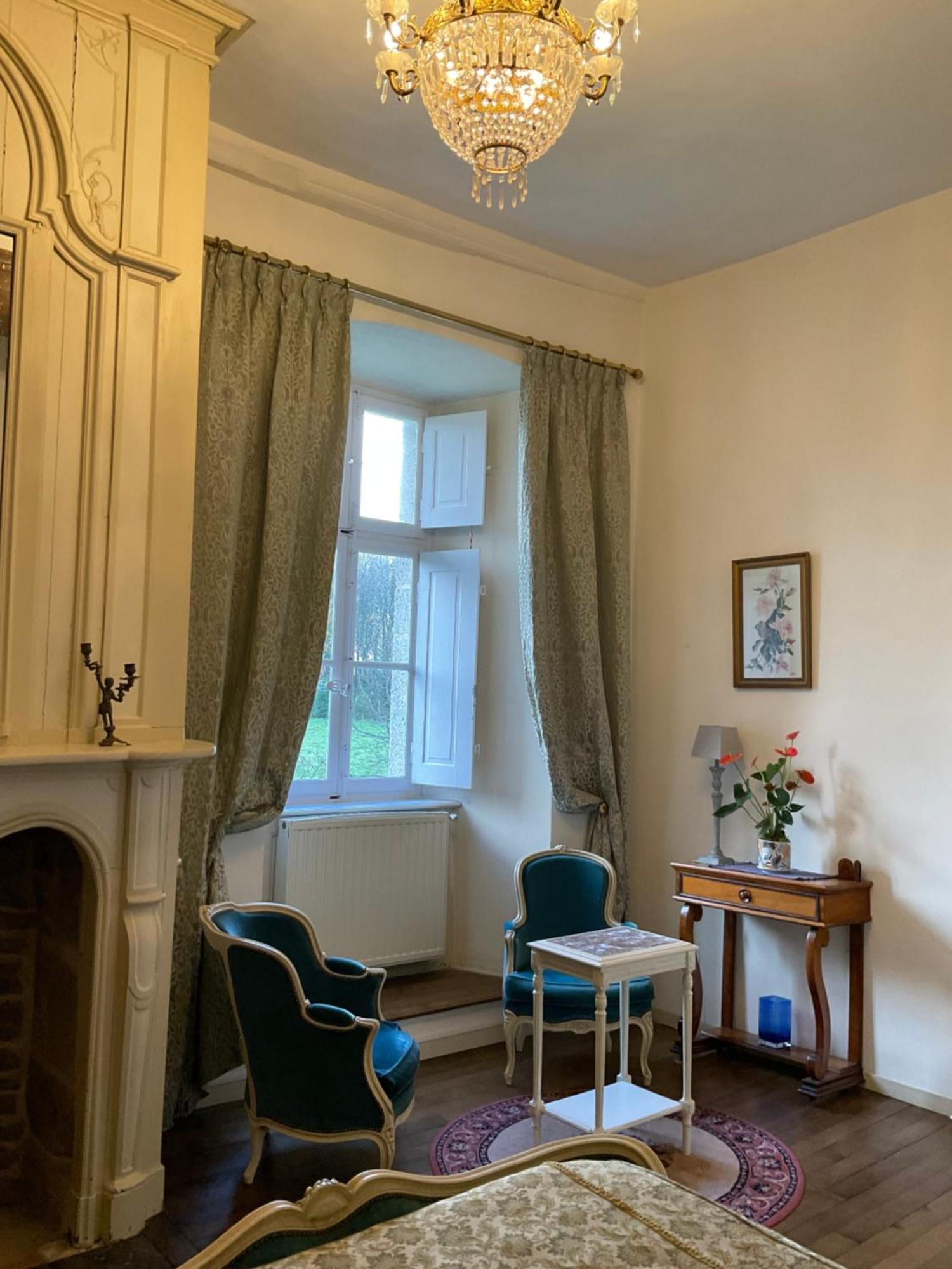 Le Logis D'Equilly Bed & Breakfast エクステリア 写真